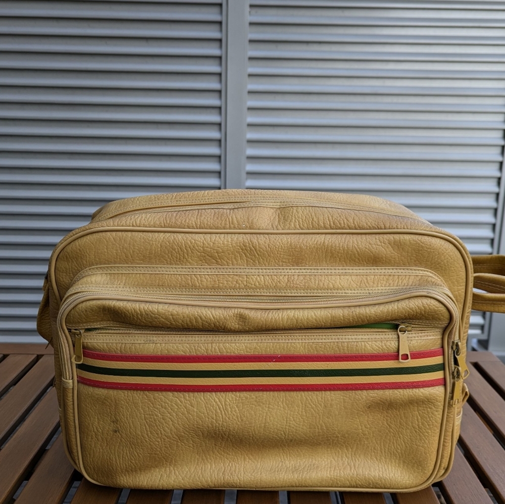 American Tourister Duffel Bag